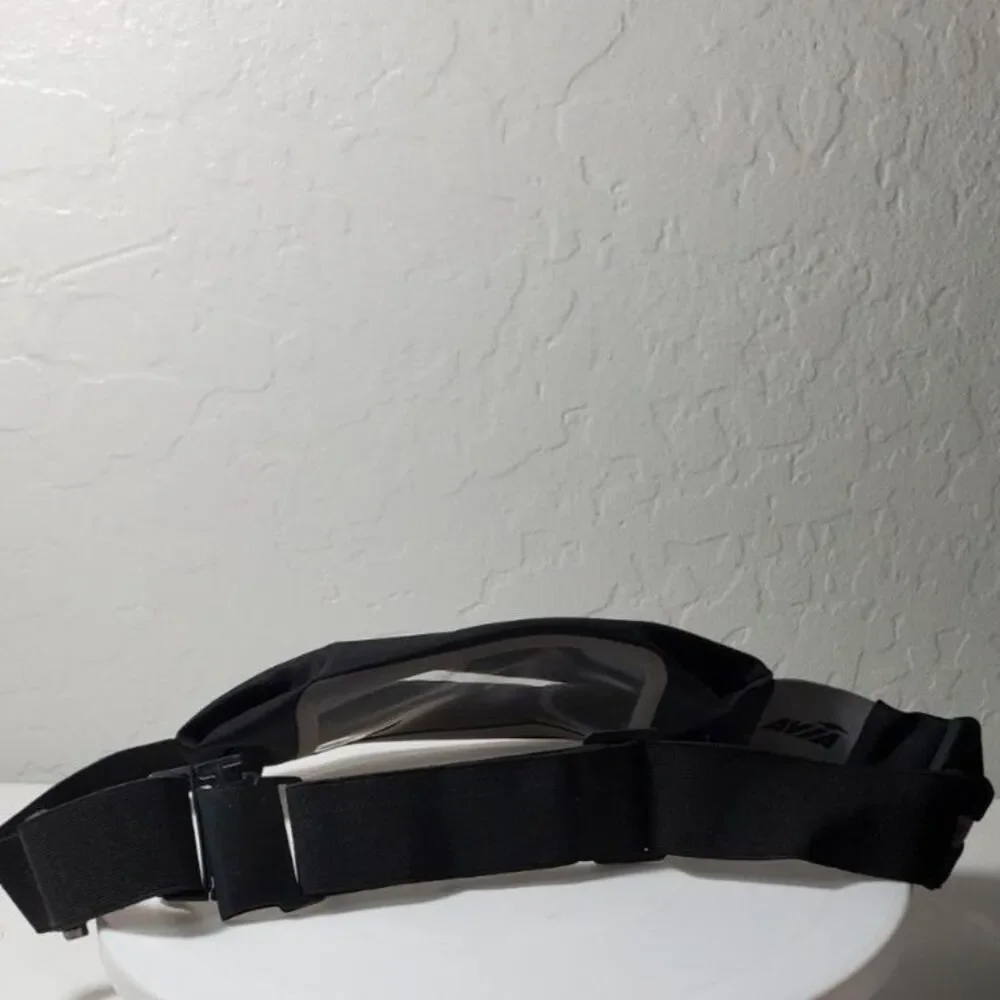 Avia Extreme Fitting Belt for iPhone Running Belt with a clear window